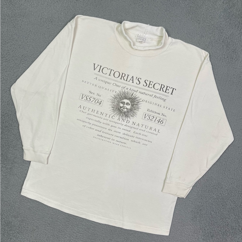 Vintage Victoria’s Secret long sleeve T-shirt